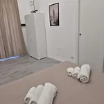 Carpe Diem Airport Appartement Bari