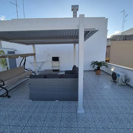 Carpe Diem Airport דירה *